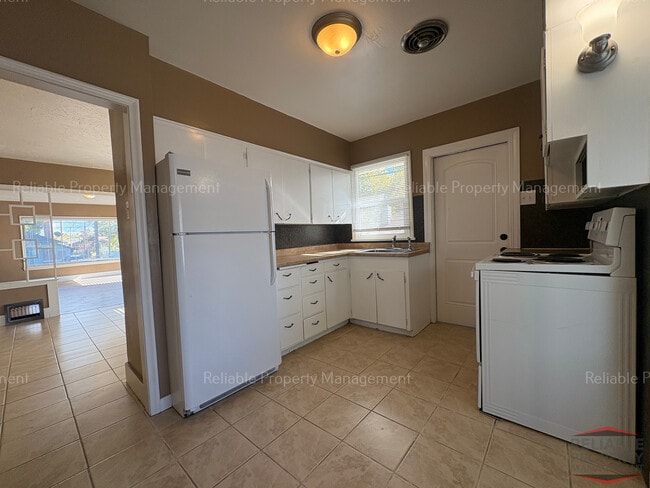 Photo - 1153 Idaho Ave Unit A