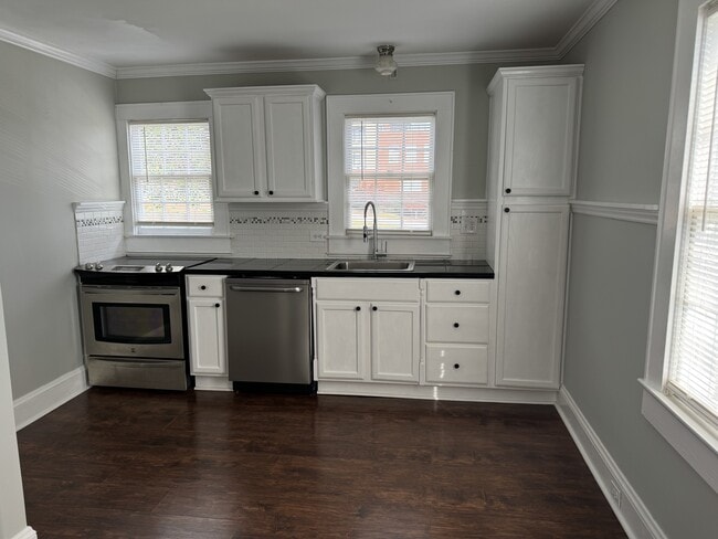 Photo - 509 1/2 F St
