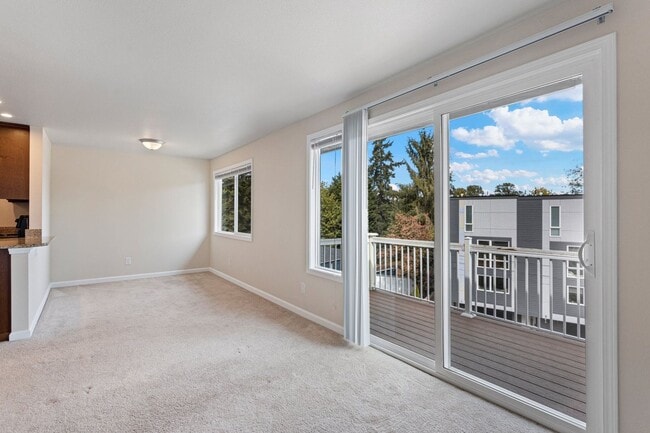 Photo - Bayshore Vista Apartments
