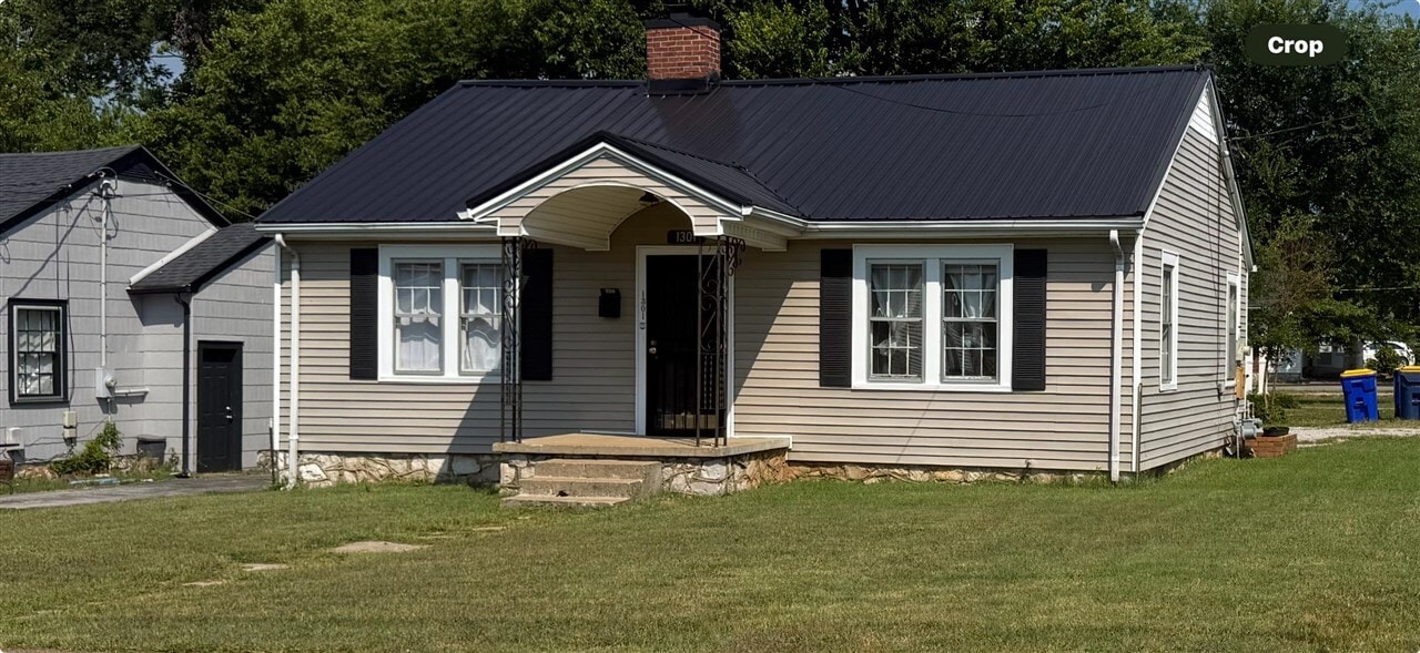 Photo - 1301 Nutwood St Casa