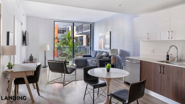 Photo - 3830 NW 11th St Unidad 1-207