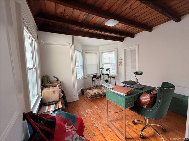 Photo - 67 Old Albany Post Rd Unit 4