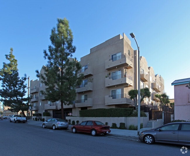 19350 Saticoy St. LLC