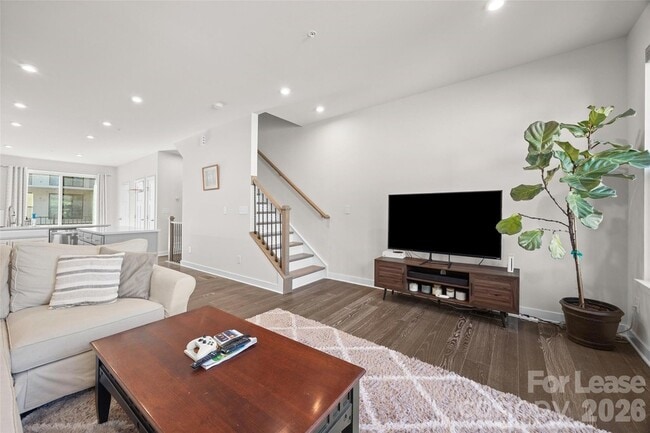 Photo - 424 Music Hall Wy