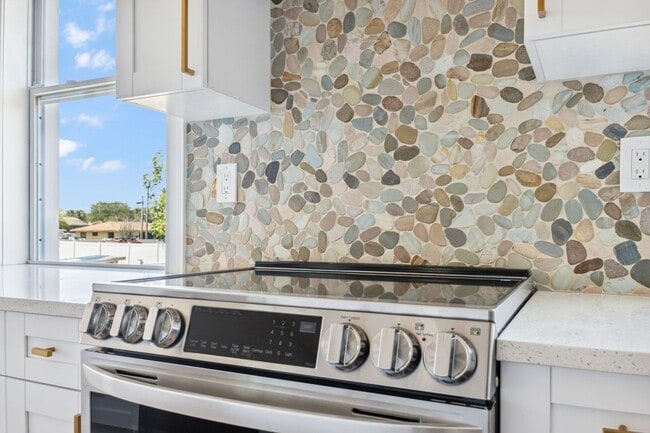 Photo - 8622 Inwood Dr