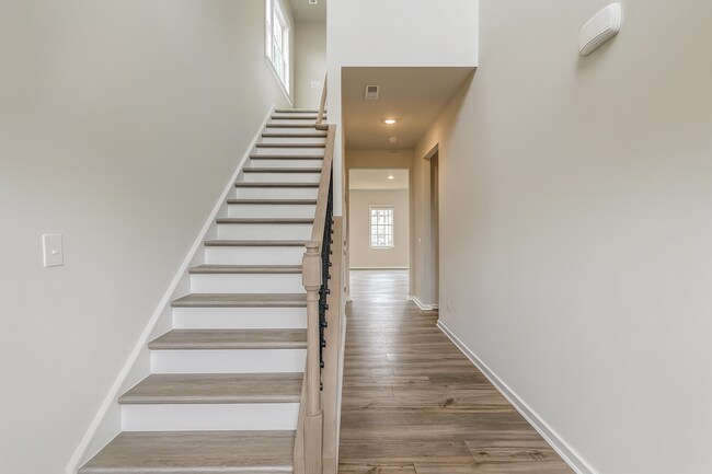 Photo - 5514 Hydrangea St