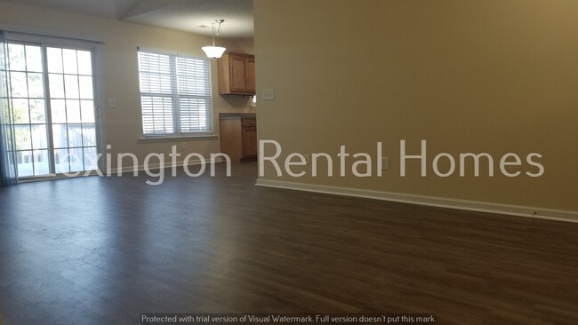 Photo - 142 Savannah Hills Dr