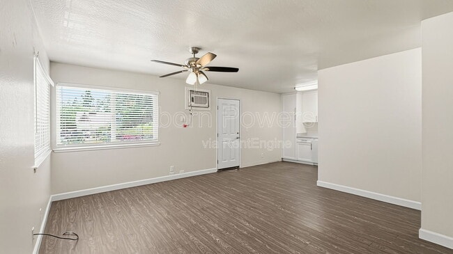 Photo - 2760 Coloma St Unit 03