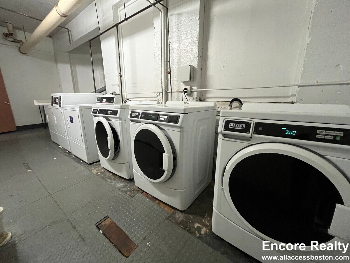 Photo - 1144 Commonwealth Ave Unidad 26