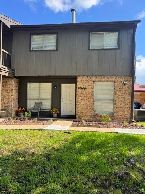 Building Photo - 8540 Glen Meadow Ln