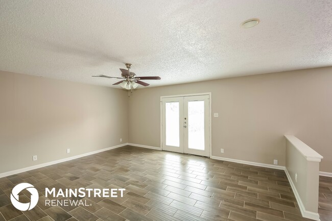 Photo - 6619 Meadow Fawn Dr