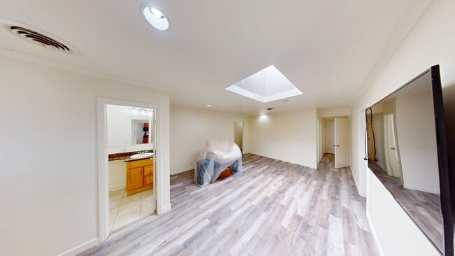 Building Photo - 4933 63rd St