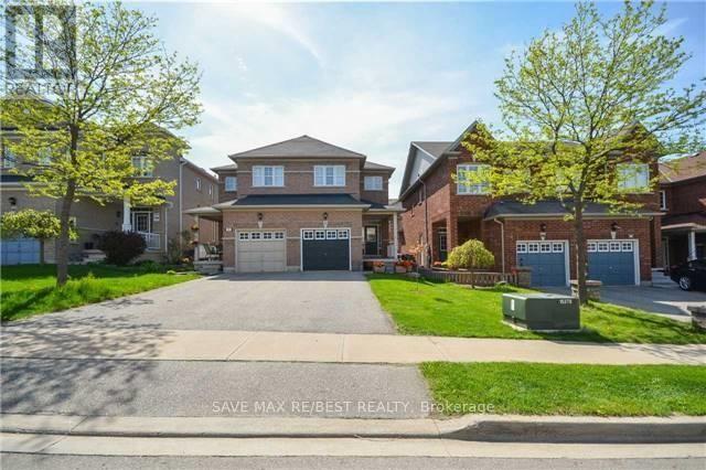 Photo - 92 Silent Pond Crescent