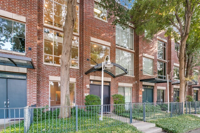 Photo - 4239 Rawlins St