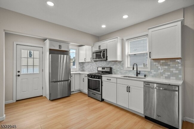 Photo - 312 Park St Unit 1