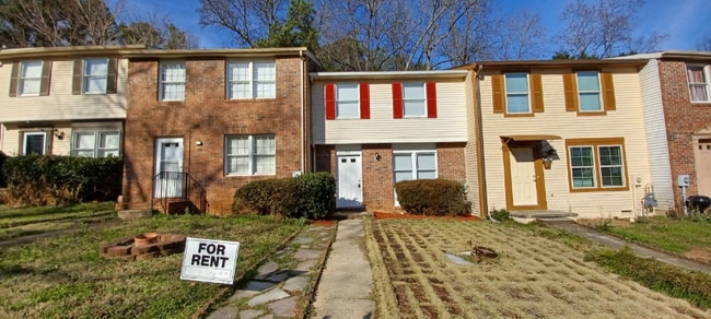 Building Photo - 303 Roswell Commons Cir