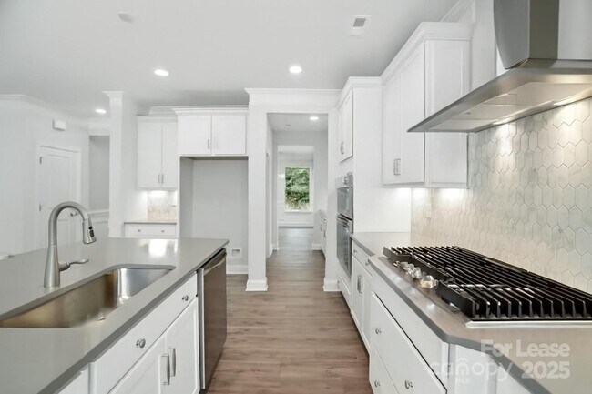 Photo - 5409 Verona Rd