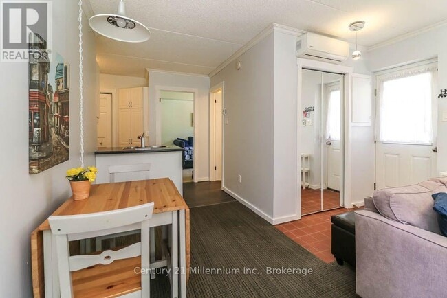 Photo - 15 Dawson Dr
