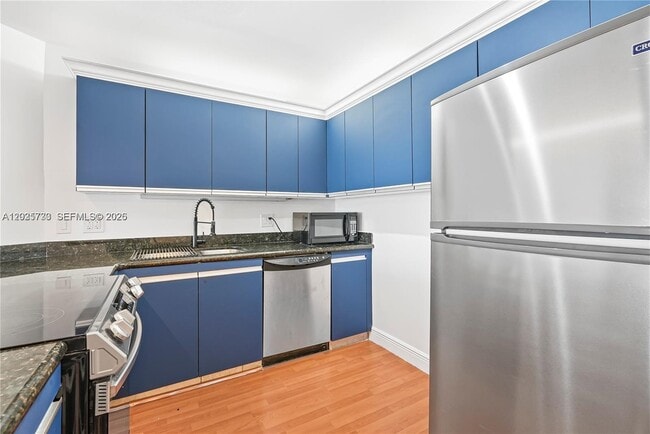 Photo - 2500 Parkview Dr Unit 1503