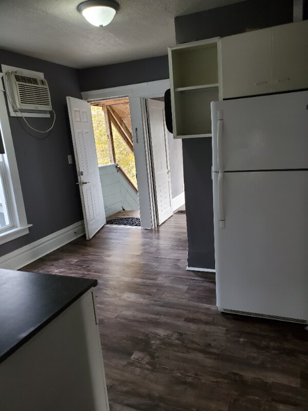 Photo - 548 Beech St Unidad Apt. B