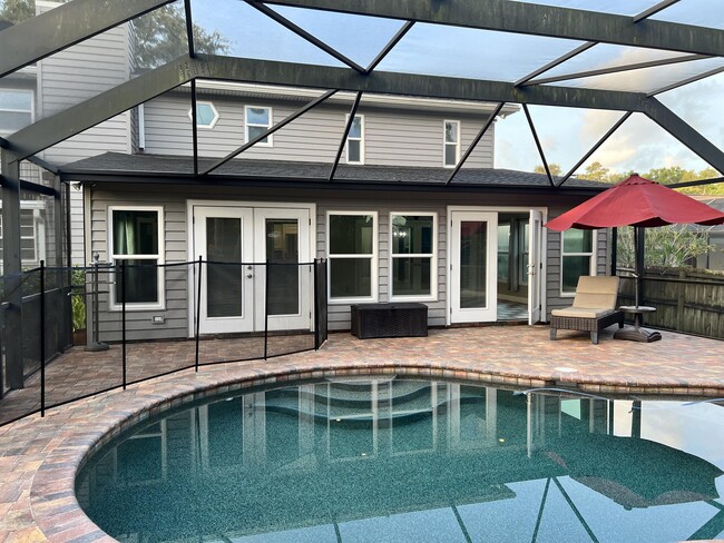 1452 Mallard Pl