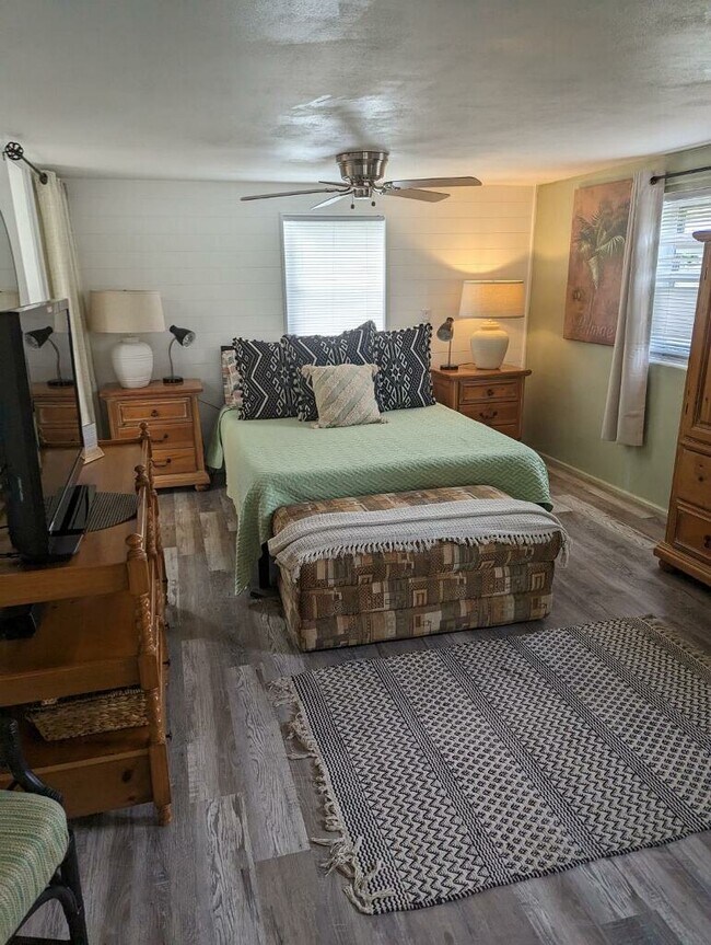 Photo - 825 20th Ave