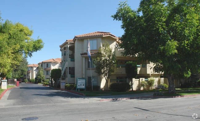 Rancho Verde Apartments - Rancho Verde Apartments