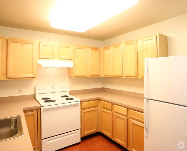The Willows at Medford Apartments For Rent in Medford, NJ