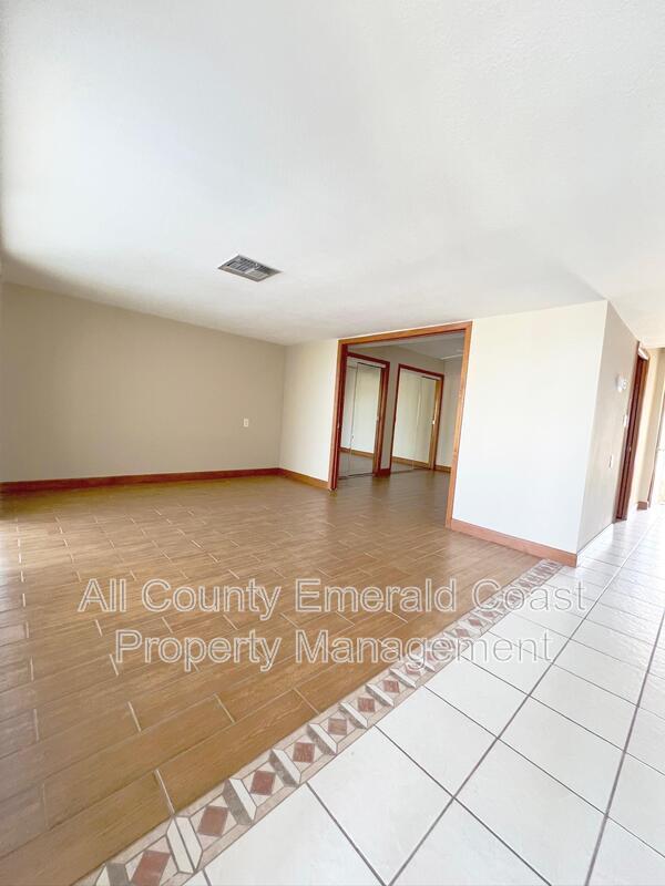 Photo - 365 Gulf Shore Dr