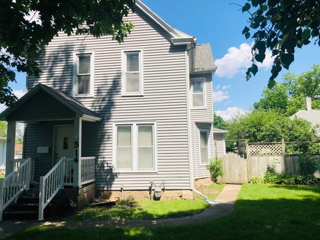 514 Walnut Street - 514 Walnut St