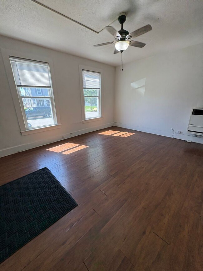 Photo - 608 9th St N Unidad Apt 2