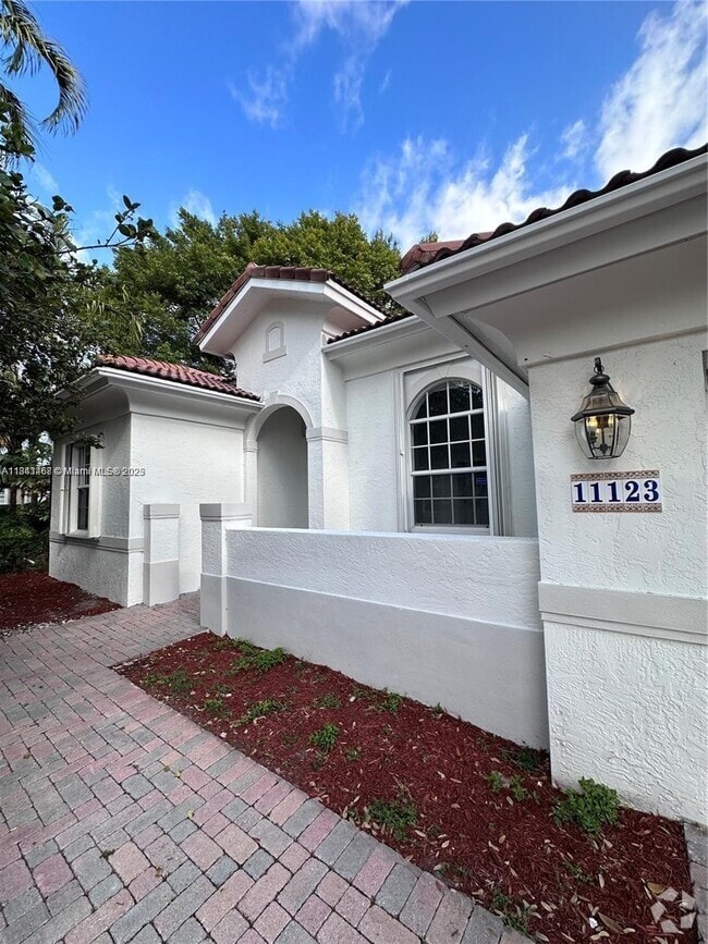 Building Photo - 11123 NW 71st Terrace Rental