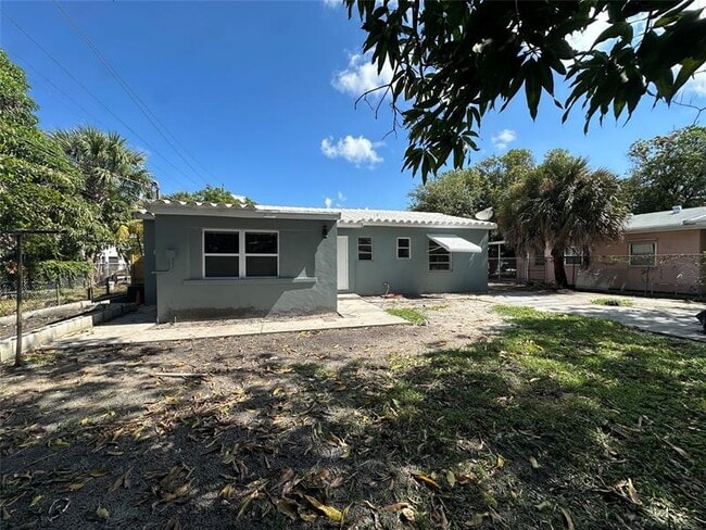 Photo - 308 SE 22nd St