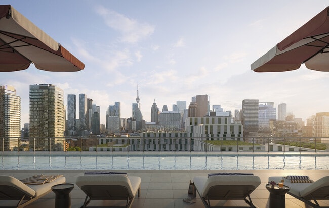 The Cove Rooftop Pool - Cherry House at Canary Landing