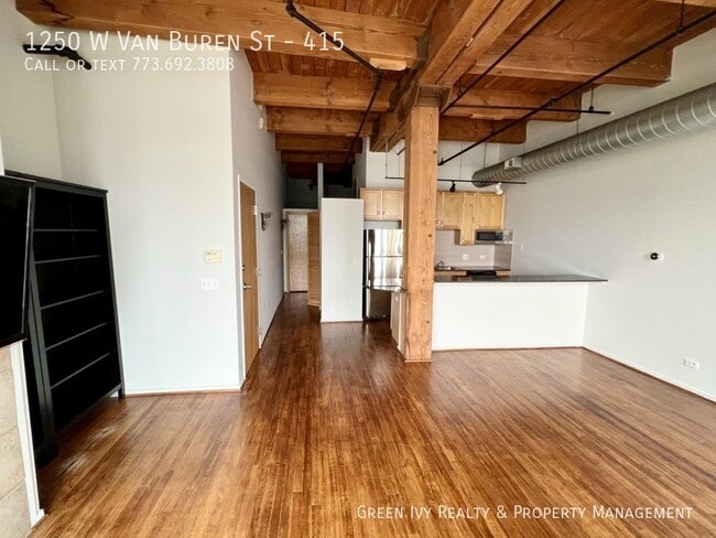 Photo - 1250 W Van Buren St Unit 415