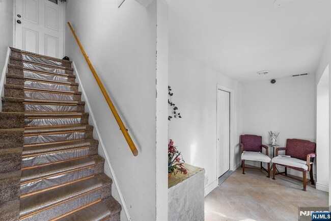 Photo - 360 Gorge Rd