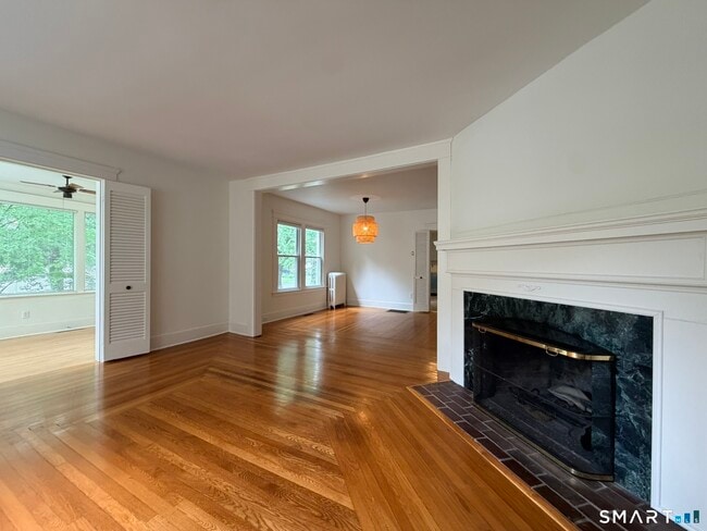 304 Central Ave