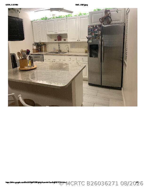 1914 Palmland Dr