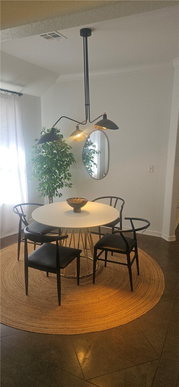 Photo - 1290 N Sang Ave