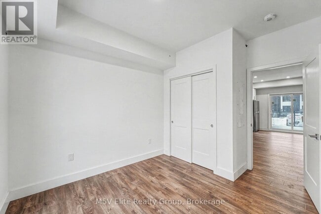 Photo - 6638 McLeod Rd