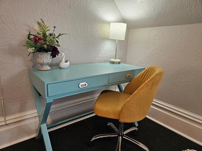 Photo - 127 Dawes Ave