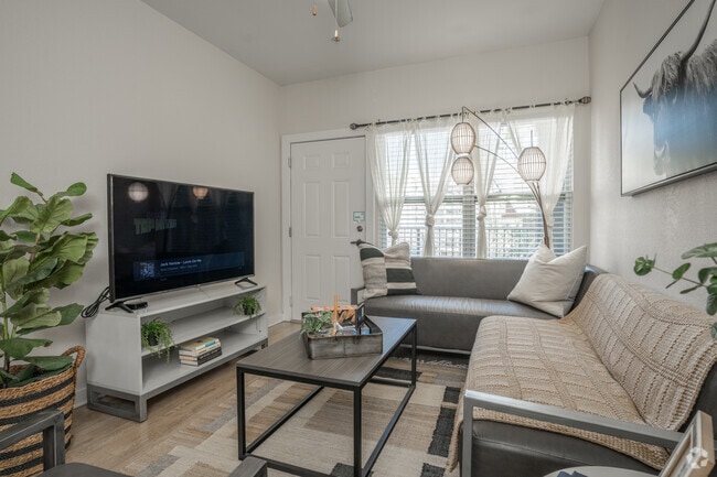4BR, 4.5BA - 1,660SF - Living Room