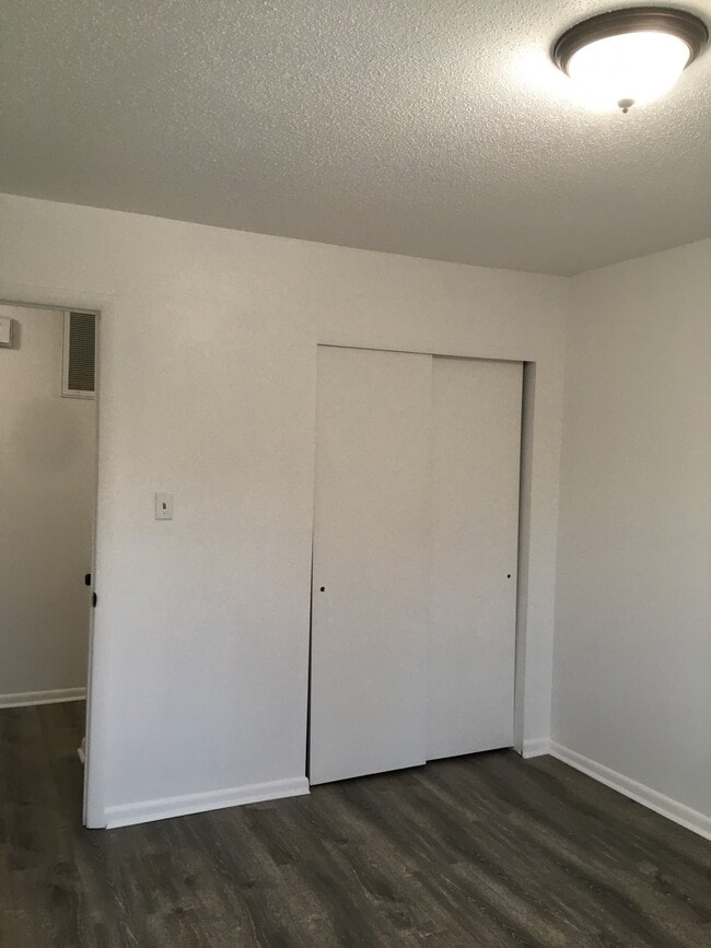 Photo - 133 Tower Dr