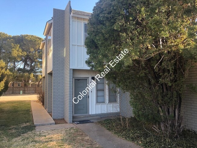 Building Photo - 801 Laurelwood Dr Unit B Rental