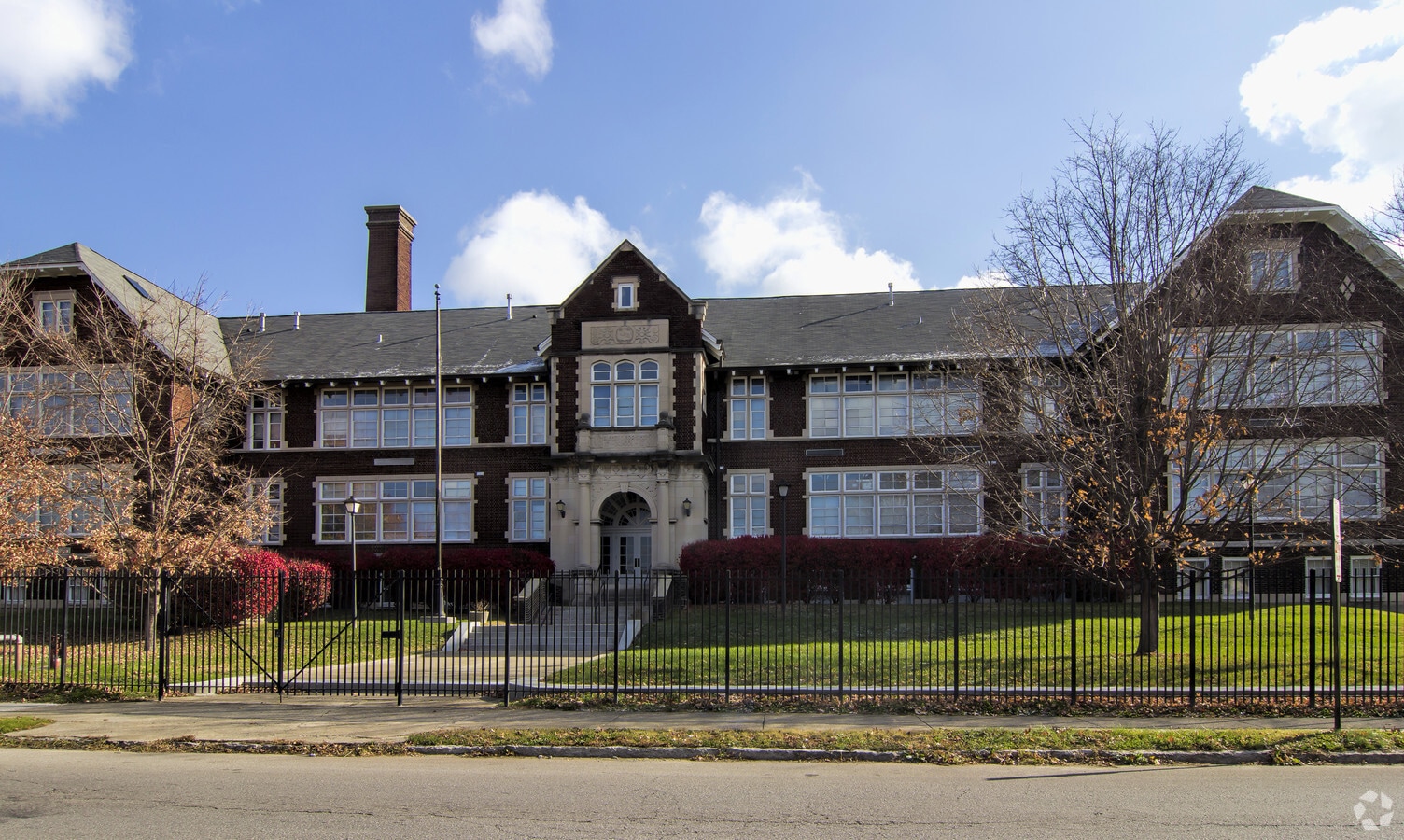 Photo - Brandeis Apartments