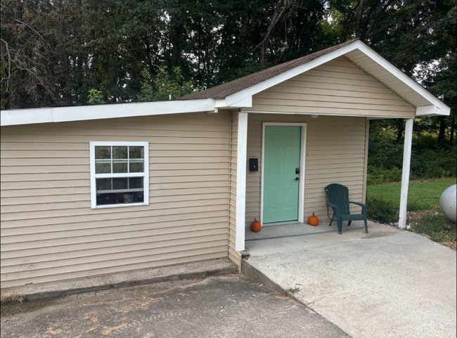 Photo - 150 Arbor Ln