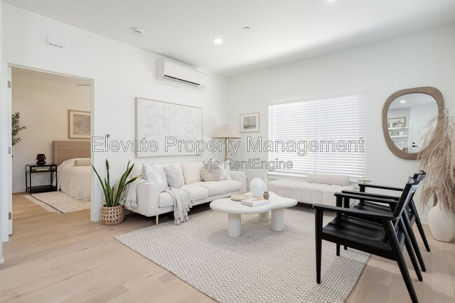 Photo - 1612 NW 17th St Unit 1