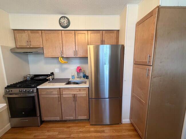 Photo - 124 Sutherland Rd Unit 1