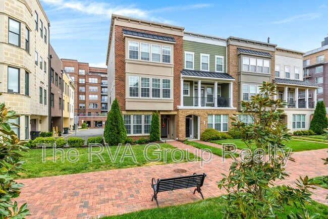 Photo - 100 Rocketts Way