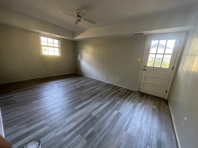 Photo - 720 Dandridge Dr